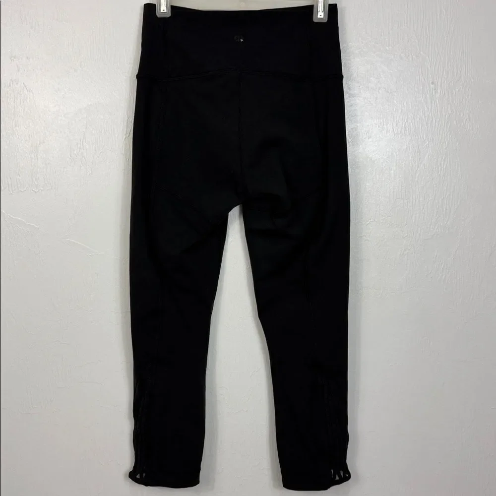 Lululemon Black Cropped Leggings Size 4 Laser Cut Hem Yoga Pants